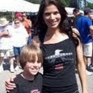 Meet your Posher, Dennis